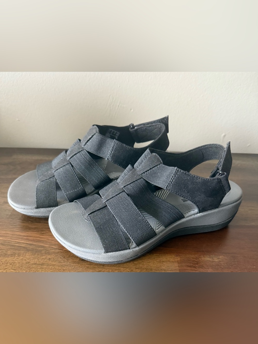 Clarks Cloudsteppers Sandals Womens Sz 6.5 Arla Shaylie Strappy Slingback Black